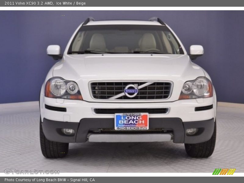 Ice White / Beige 2011 Volvo XC90 3.2 AWD