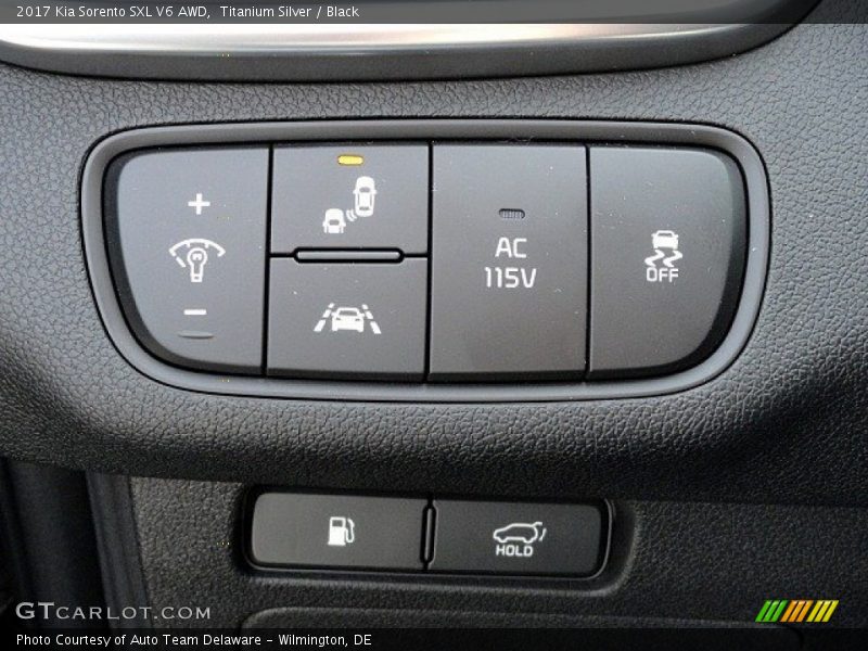 Titanium Silver / Black 2017 Kia Sorento SXL V6 AWD