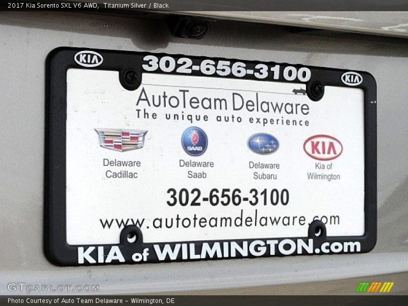 Titanium Silver / Black 2017 Kia Sorento SXL V6 AWD