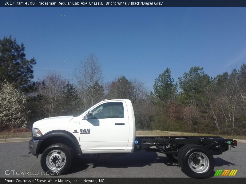 Bright White / Black/Diesel Gray 2017 Ram 4500 Tradesman Regular Cab 4x4 Chassis