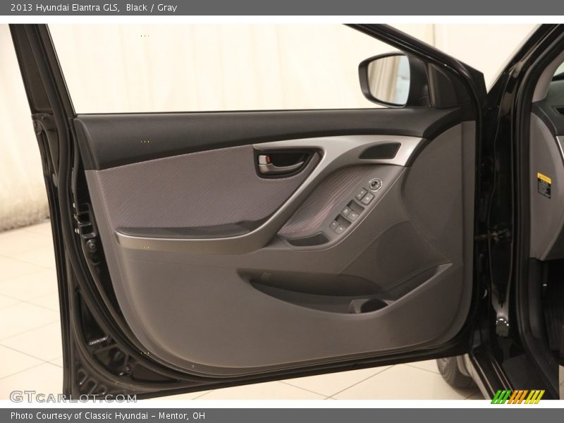 Black / Gray 2013 Hyundai Elantra GLS