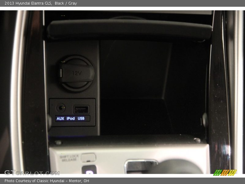 Black / Gray 2013 Hyundai Elantra GLS