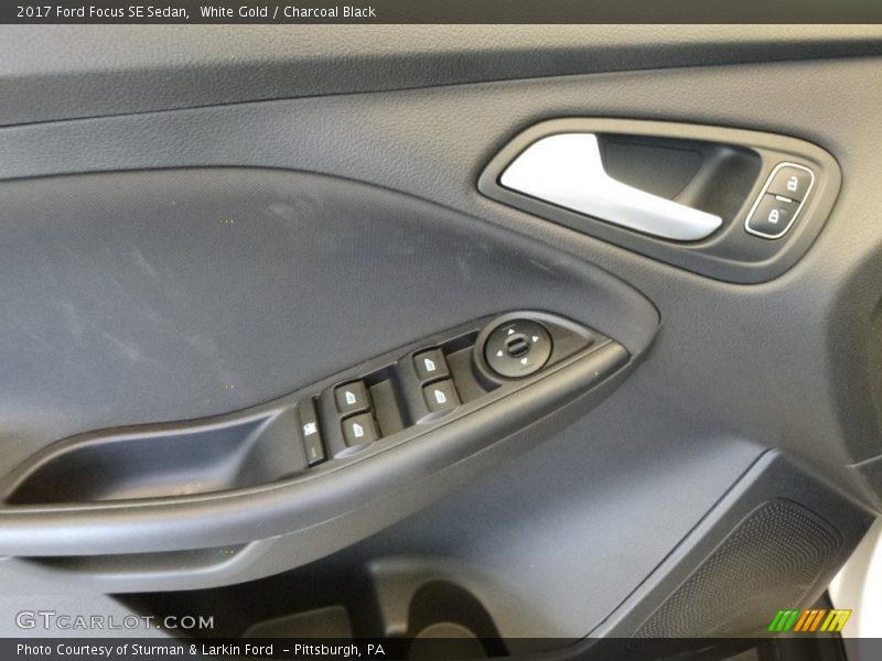 White Gold / Charcoal Black 2017 Ford Focus SE Sedan