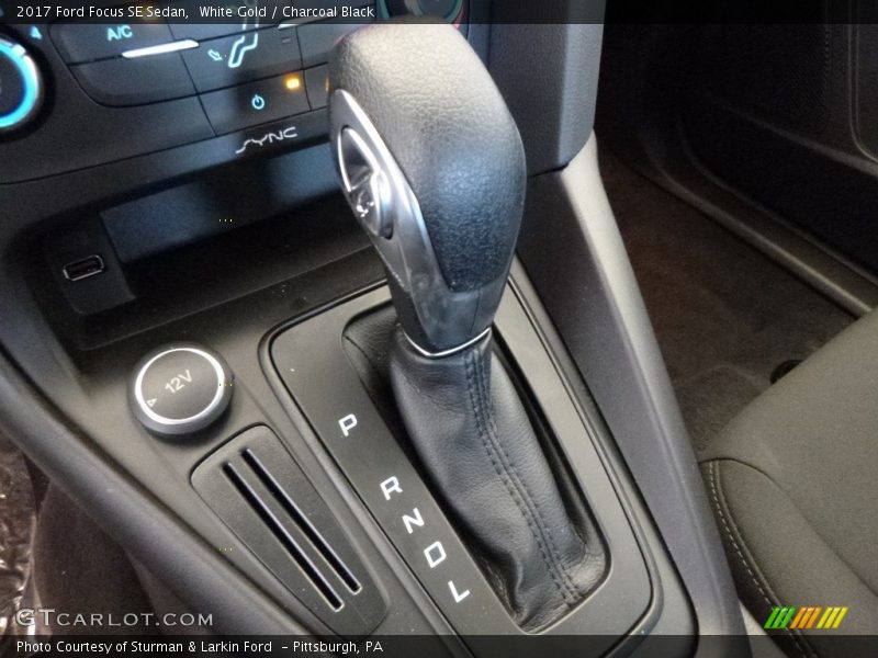 White Gold / Charcoal Black 2017 Ford Focus SE Sedan