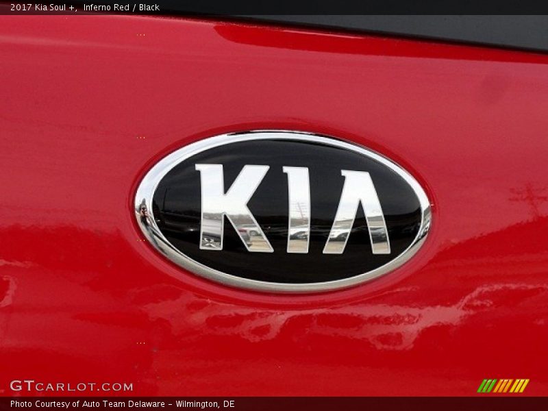 Inferno Red / Black 2017 Kia Soul +