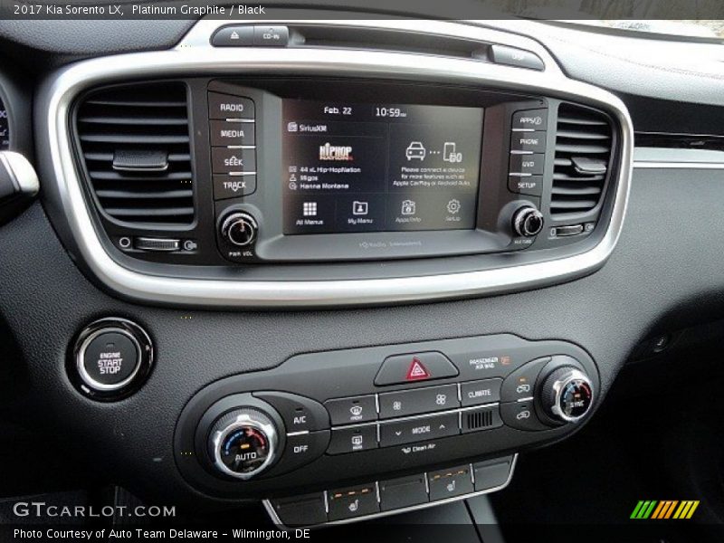 Platinum Graphite / Black 2017 Kia Sorento LX