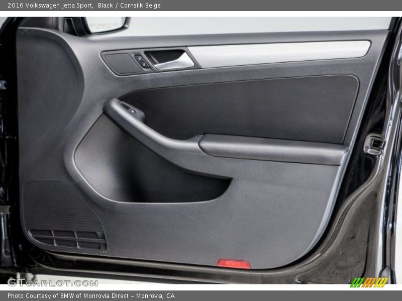 Door Panel of 2016 Jetta Sport