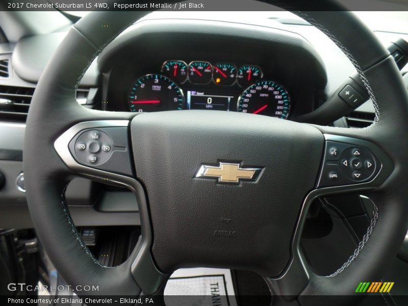 Pepperdust Metallic / Jet Black 2017 Chevrolet Suburban LS 4WD