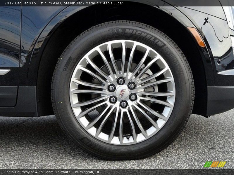 2017 XT5 Platinum AWD Wheel