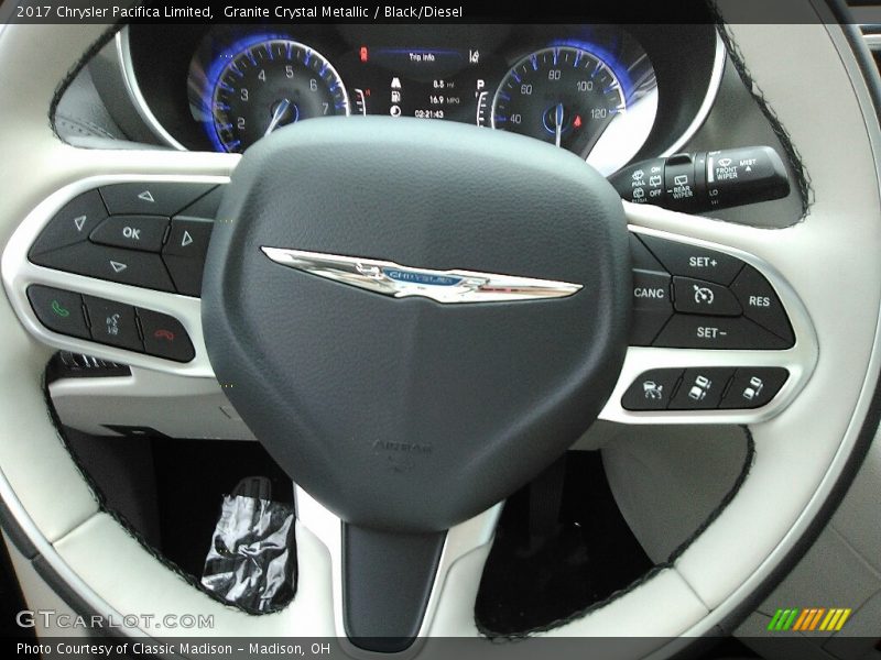 Granite Crystal Metallic / Black/Diesel 2017 Chrysler Pacifica Limited