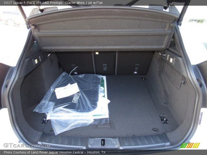 Glacier White / Jet w/Tan 2017 Jaguar F-PACE 35t AWD Prestige