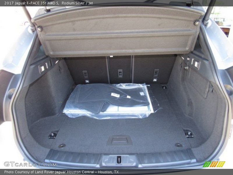 Rodium Silver / Jet 2017 Jaguar F-PACE 35t AWD S