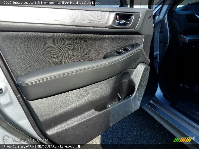 Ice Silver Metallic / Slate Black 2017 Subaru Legacy 2.5i Premium