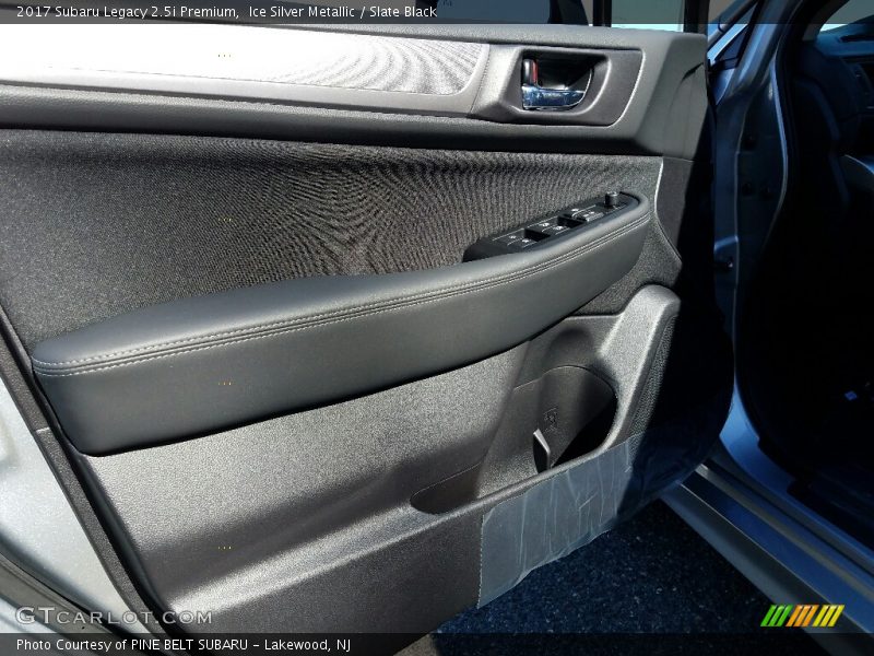 Ice Silver Metallic / Slate Black 2017 Subaru Legacy 2.5i Premium