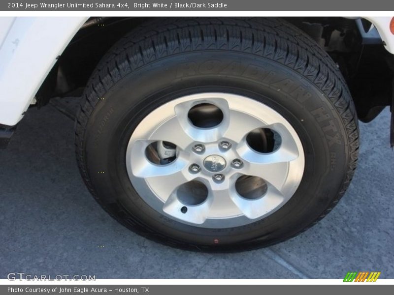 Bright White / Black/Dark Saddle 2014 Jeep Wrangler Unlimited Sahara 4x4