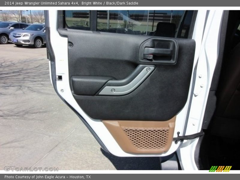 Bright White / Black/Dark Saddle 2014 Jeep Wrangler Unlimited Sahara 4x4