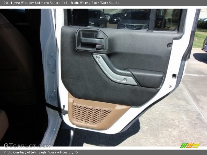 Bright White / Black/Dark Saddle 2014 Jeep Wrangler Unlimited Sahara 4x4