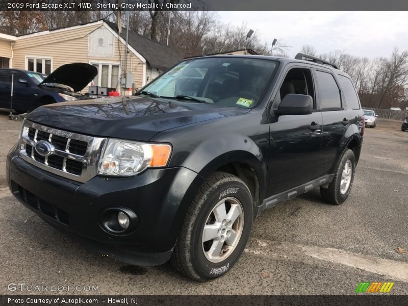 Sterling Grey Metallic / Charcoal 2009 Ford Escape XLT 4WD