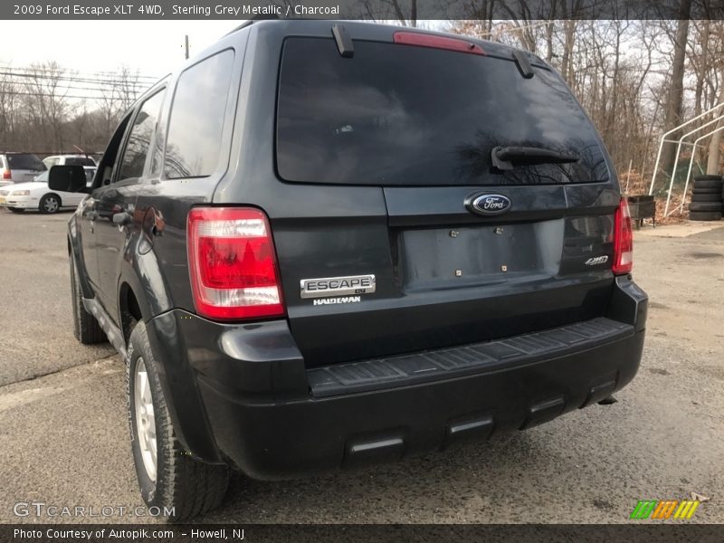 Sterling Grey Metallic / Charcoal 2009 Ford Escape XLT 4WD