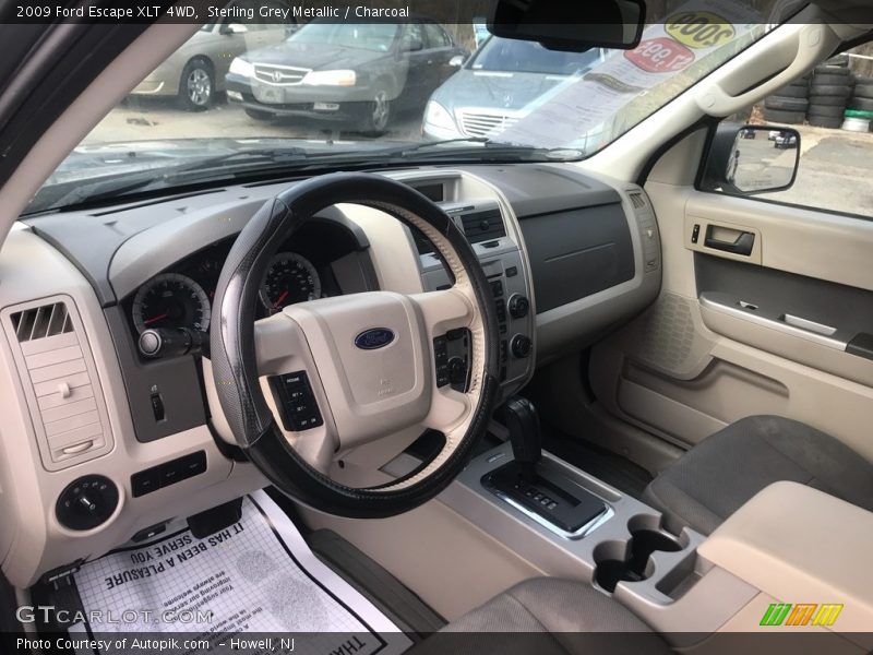 Sterling Grey Metallic / Charcoal 2009 Ford Escape XLT 4WD