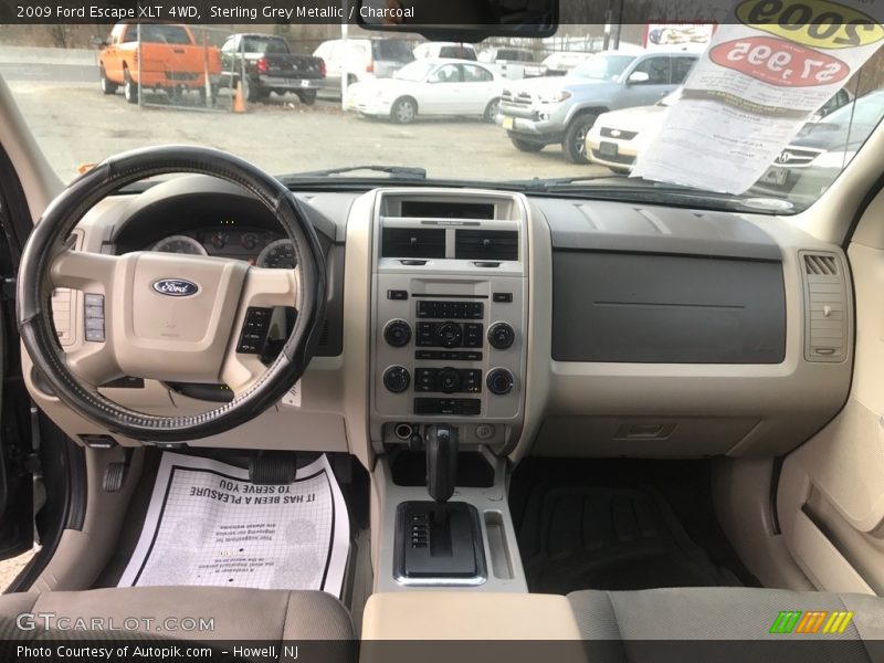 Sterling Grey Metallic / Charcoal 2009 Ford Escape XLT 4WD