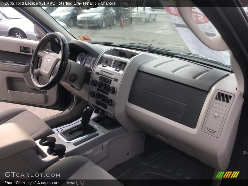 Sterling Grey Metallic / Charcoal 2009 Ford Escape XLT 4WD
