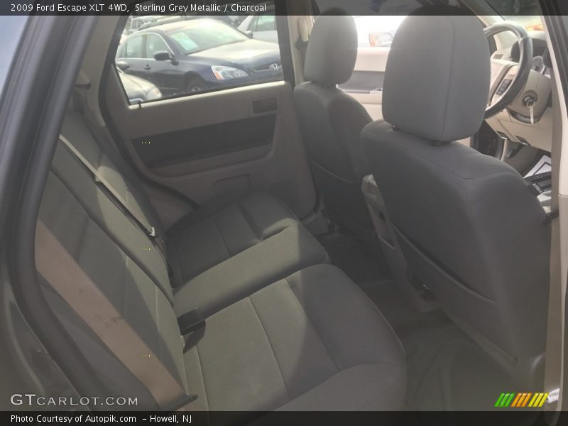Sterling Grey Metallic / Charcoal 2009 Ford Escape XLT 4WD