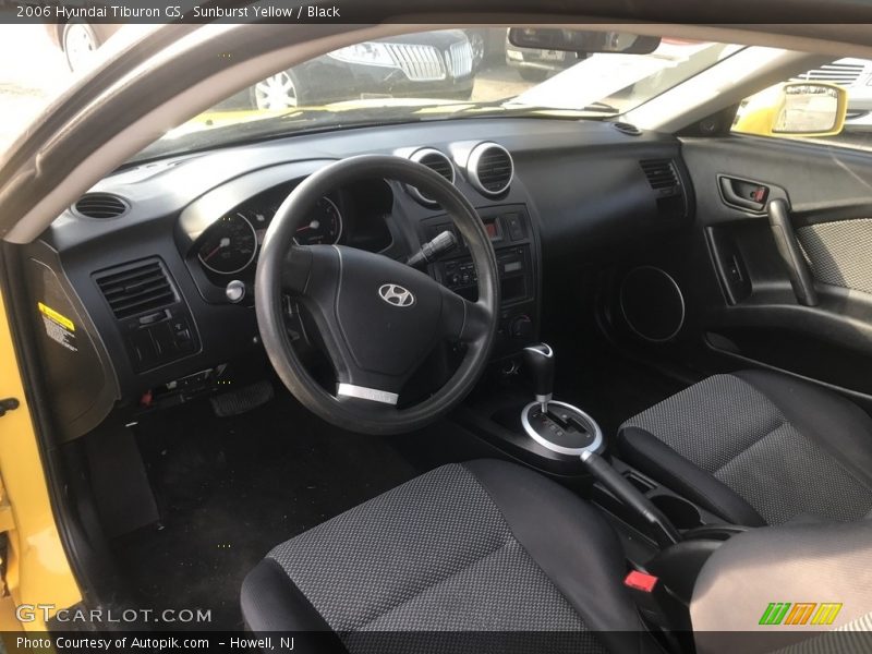 Sunburst Yellow / Black 2006 Hyundai Tiburon GS