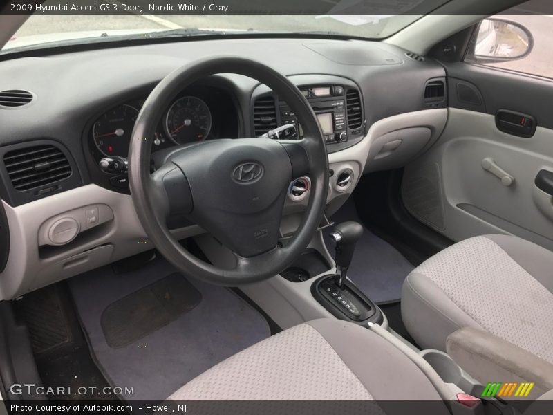  2009 Accent GS 3 Door Gray Interior