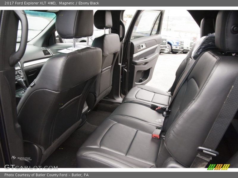 Magnetic / Ebony Black 2017 Ford Explorer XLT 4WD