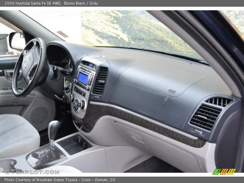Ebony Black / Gray 2009 Hyundai Santa Fe SE 4WD