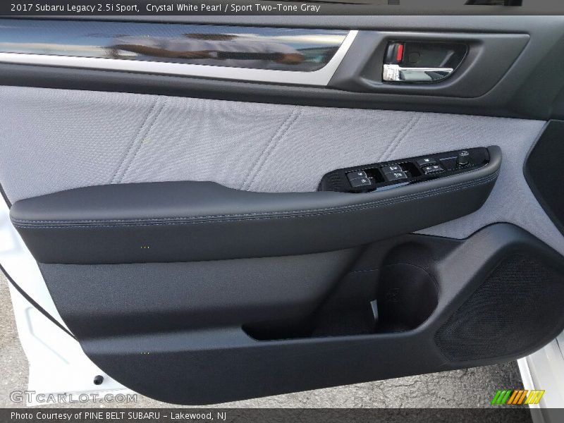 Crystal White Pearl / Sport Two-Tone Gray 2017 Subaru Legacy 2.5i Sport