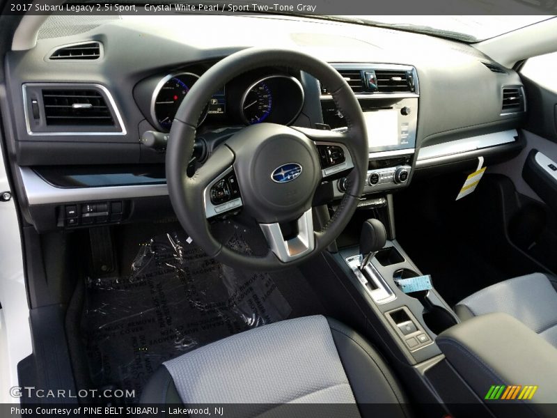  2017 Legacy 2.5i Sport Sport Two-Tone Gray Interior