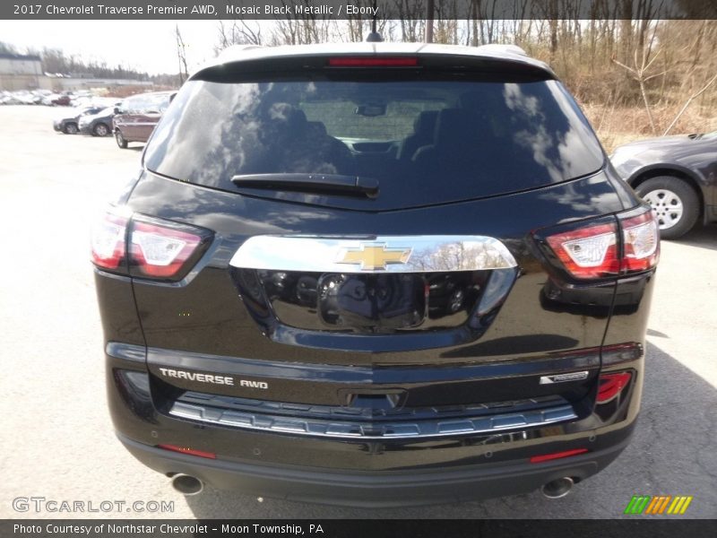 Mosaic Black Metallic / Ebony 2017 Chevrolet Traverse Premier AWD