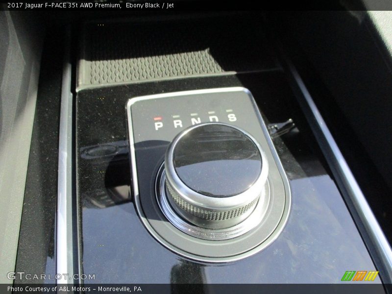 Ebony Black / Jet 2017 Jaguar F-PACE 35t AWD Premium