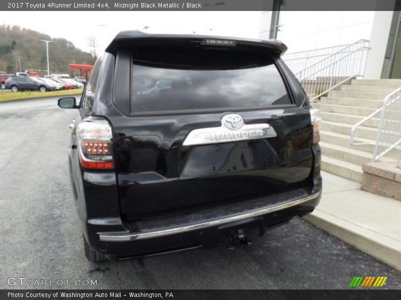 Midnight Black Metallic / Black 2017 Toyota 4Runner Limited 4x4