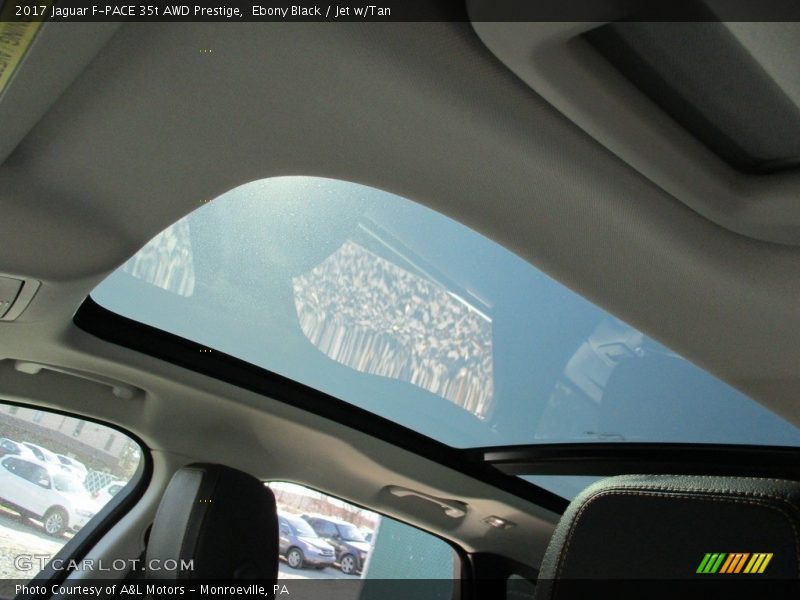 Ebony Black / Jet w/Tan 2017 Jaguar F-PACE 35t AWD Prestige