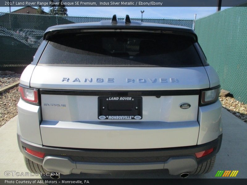 Indus Silver Metallic / Ebony/Ebony 2017 Land Rover Range Rover Evoque SE Premium