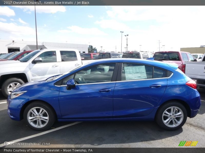 Kinetic Blue Metallic / Jet Black 2017 Chevrolet Cruze LT