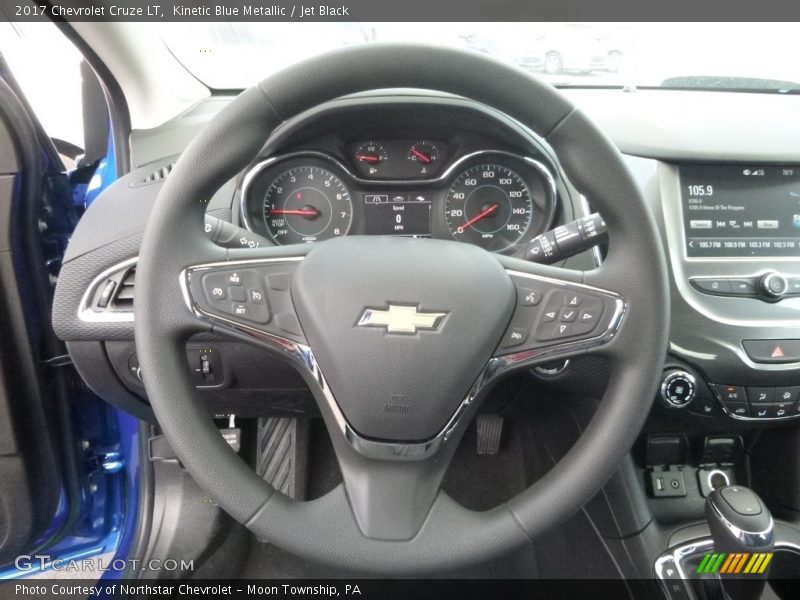 Kinetic Blue Metallic / Jet Black 2017 Chevrolet Cruze LT