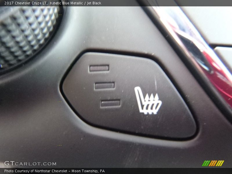 Kinetic Blue Metallic / Jet Black 2017 Chevrolet Cruze LT
