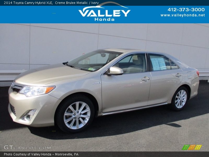 Creme Brulee Metallic / Ivory 2014 Toyota Camry Hybrid XLE