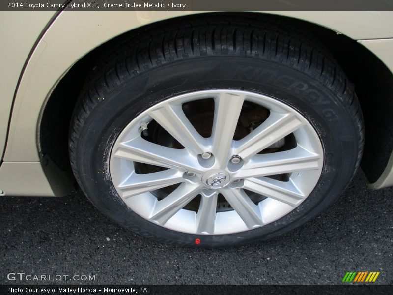 Creme Brulee Metallic / Ivory 2014 Toyota Camry Hybrid XLE