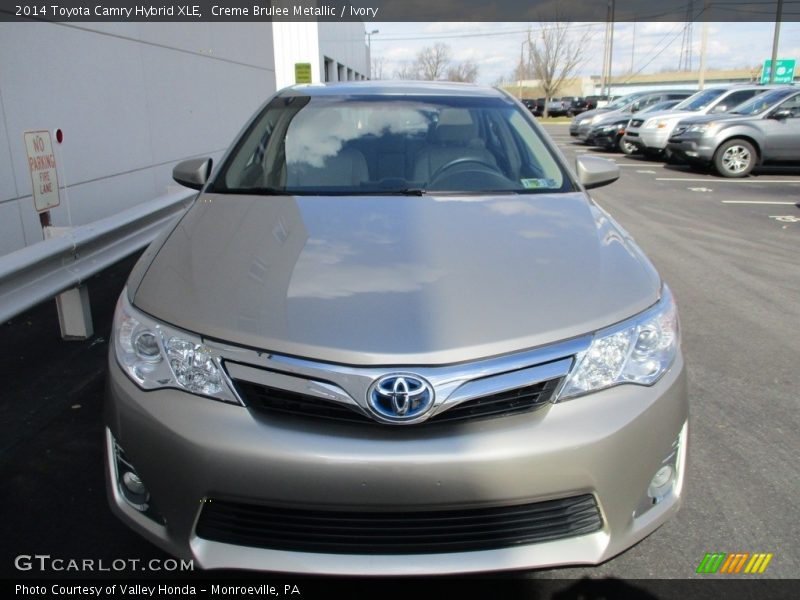 Creme Brulee Metallic / Ivory 2014 Toyota Camry Hybrid XLE