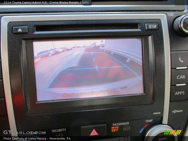 Creme Brulee Metallic / Ivory 2014 Toyota Camry Hybrid XLE