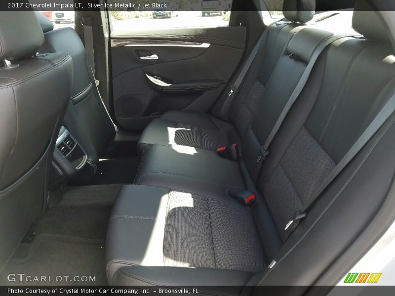 Silver Ice Metallic / Jet Black 2017 Chevrolet Impala LT