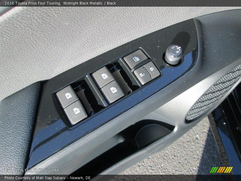 Midnight Black Metallic / Black 2016 Toyota Prius Four Touring