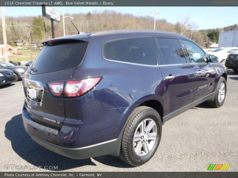 Blue Velvet Metallic / Ebony 2016 Chevrolet Traverse LT AWD