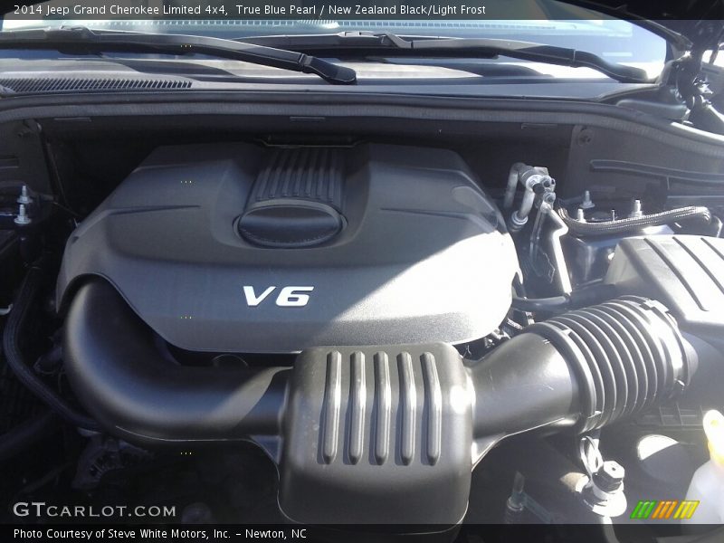 True Blue Pearl / New Zealand Black/Light Frost 2014 Jeep Grand Cherokee Limited 4x4