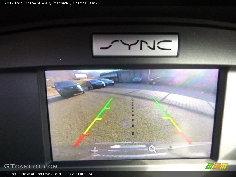 Magnetic / Charcoal Black 2017 Ford Escape SE 4WD